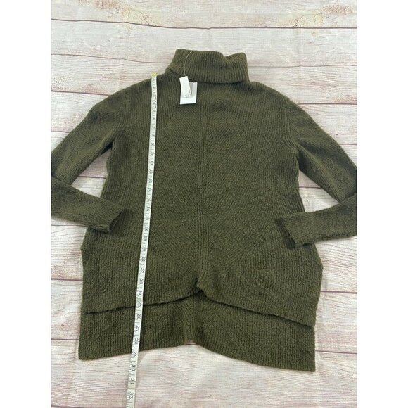 Sweet Romeo olive green turtle neck sweater with high low hem nwt medium - Picture 4 of 12